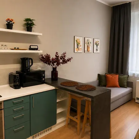 Apartman Shades Of 3 *